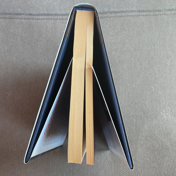 The Hunger of the Wolf - Stephen Marche. Fiction. Hardcover. - Picture 4 of 9